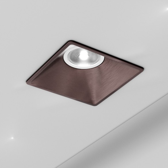 SQUARE spotlight - recess