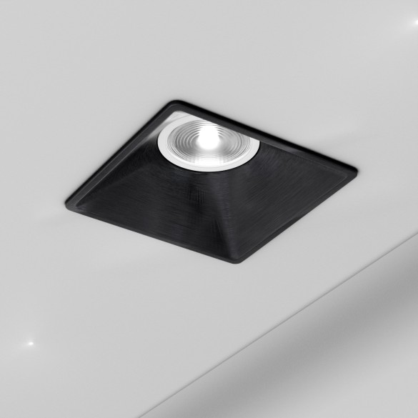 SQUARE spotlight - recess